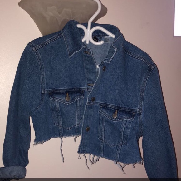 Jean jacket - Picture 1 of 1